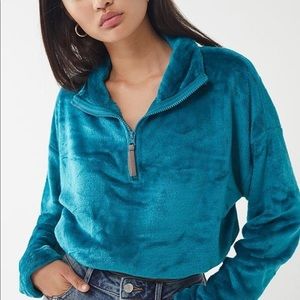 UO angela fleece pullover top